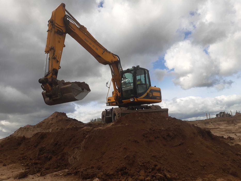 Prace ziemne,wykopy fundamenty wymiana gruntu koparka stan sso dachy