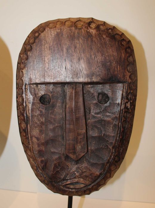 Escultura Nogueira Maciça - Bustos tribais