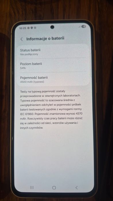 Samsung s23 fe + etui i ładowarka