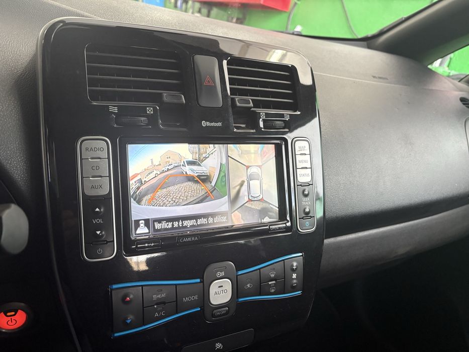 Nissan black edition  leaf 30 eltrico bsteria de 30kw