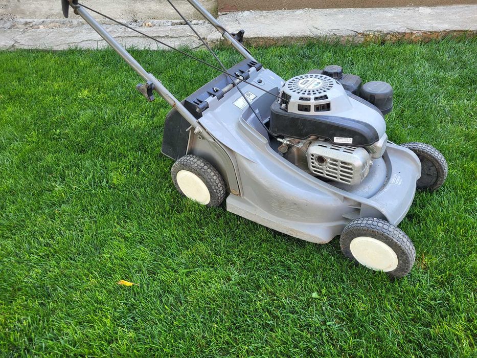 Газонокосилки бензиновые