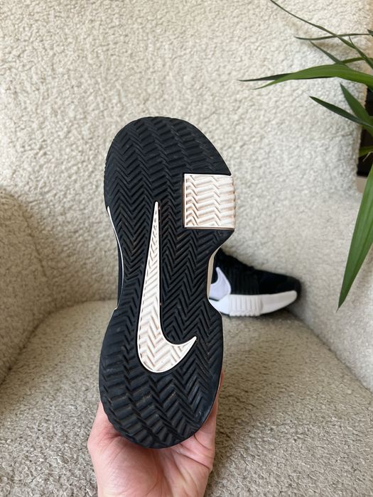 тенісні кросівки Nike Zoom GP Challenge Pro 40 розмір