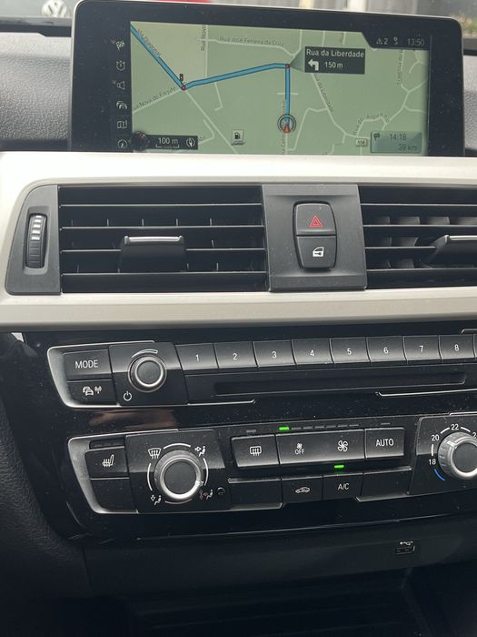 Bmw 318d Touring 2017(auto)