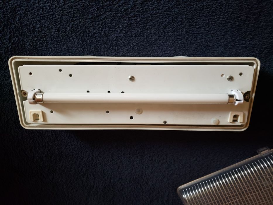 Лампа аварийного освещения