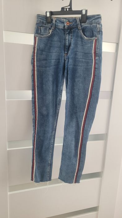 Używane dżinsy Zara,r.34 stan bdb