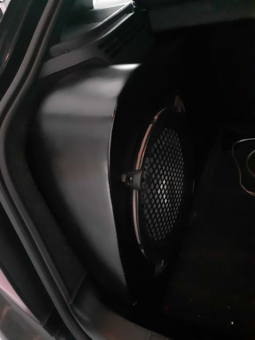 Caixa Subwoofer BMW