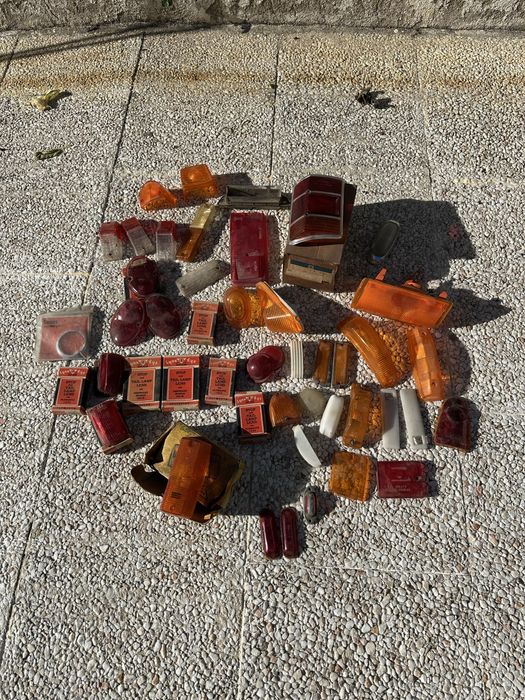 Farolins e Vidros de Carros Antigos