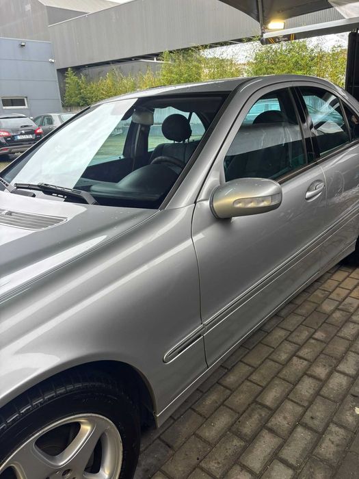 Mercedes-Benz C220 CDI AVANGARDE