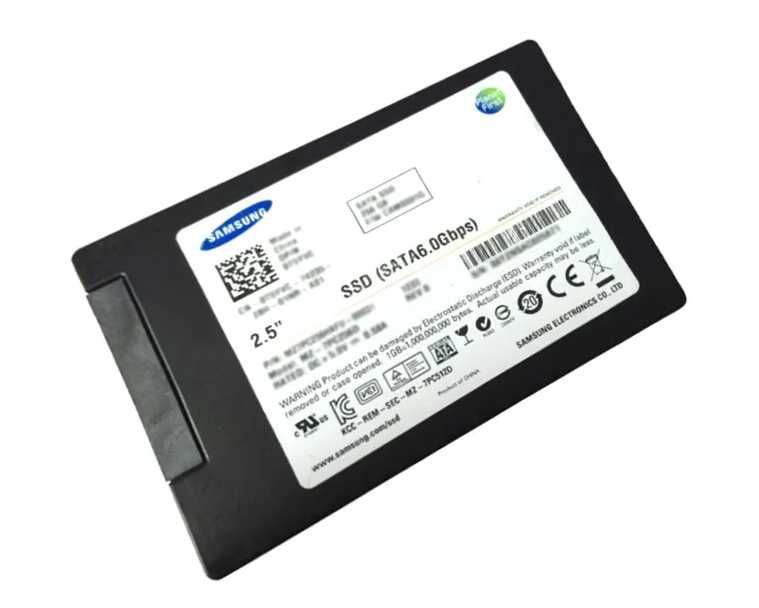 Dysk SSD SATA 128GB Samsung MZ7PC128HAFU-000H1 Z Pamięcią Cache RAM 2.5" Cala