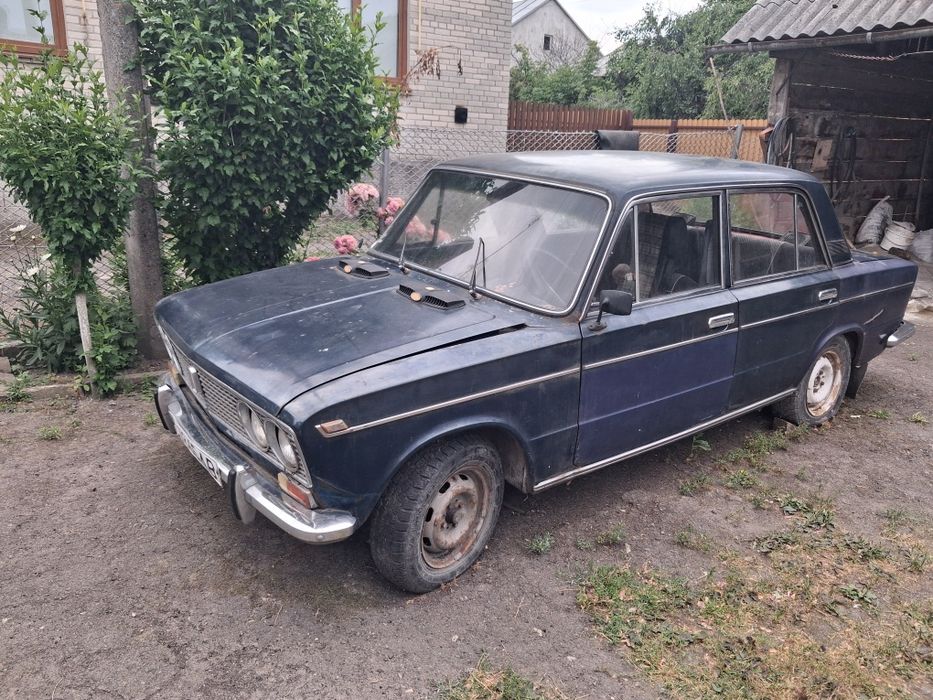 Жигуль  ВАЗ 2103