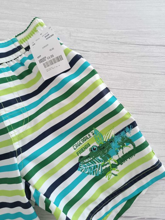 Calções de praia NOVOS 4/5 anos