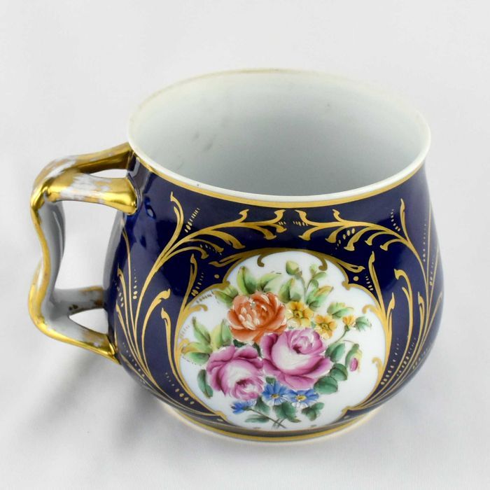 Cremeira grande com tampa em Porcelana Vidal Arte, pintada à mão