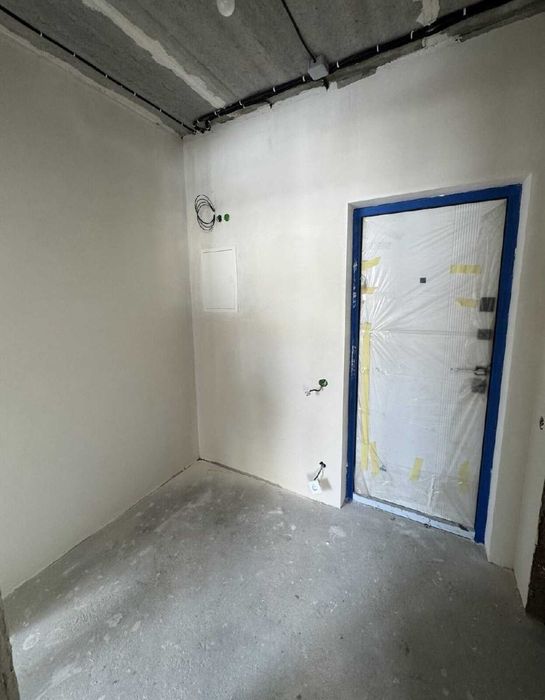 Продаю затишну 1-кімнатну квартиру в новому ЖК на Заболотного!