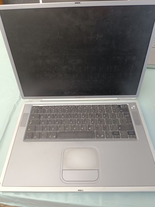MacBooks para arranjar ou peças