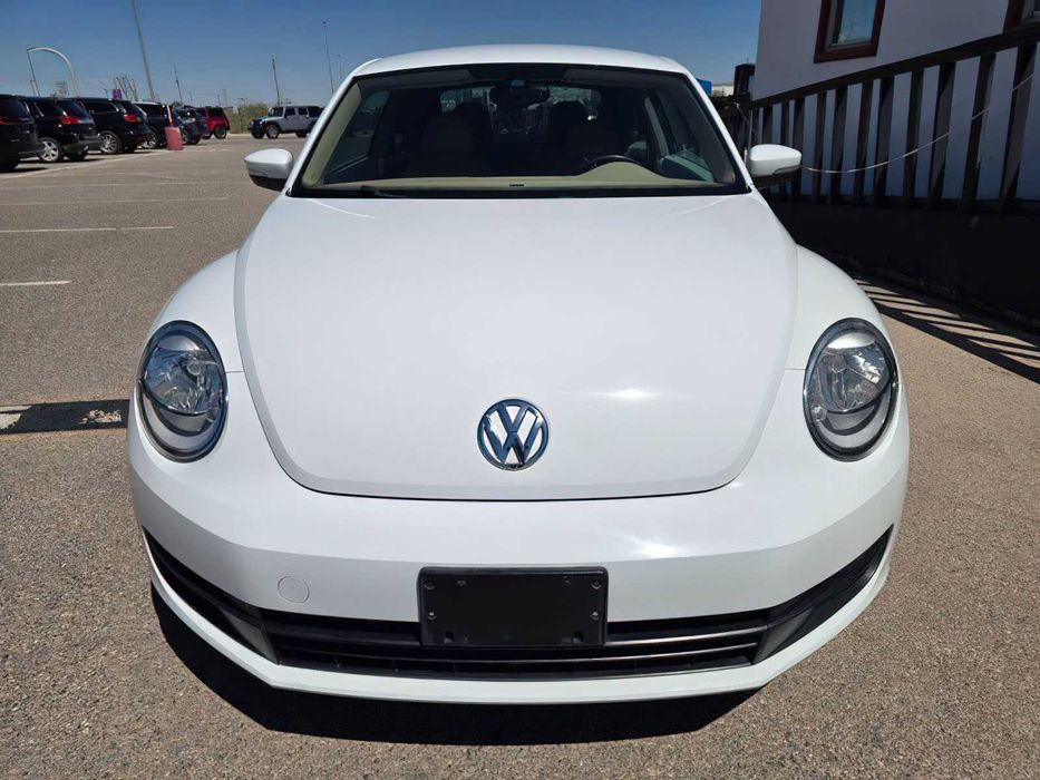 Volkswagen Beetle SE      2016