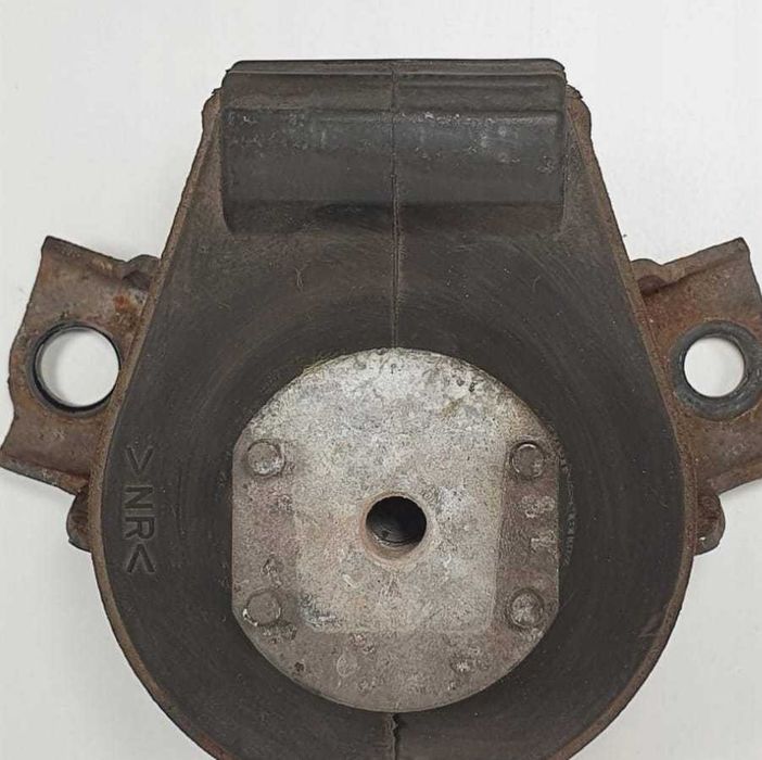 подушки двигуна Мазда РХ-8 (MazdaRX-8 ) FE05-39-040A