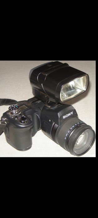 SONY DSC-F828, Carl Zeiss Т (об'єктив: 2:2,8/28-200), стан нової.