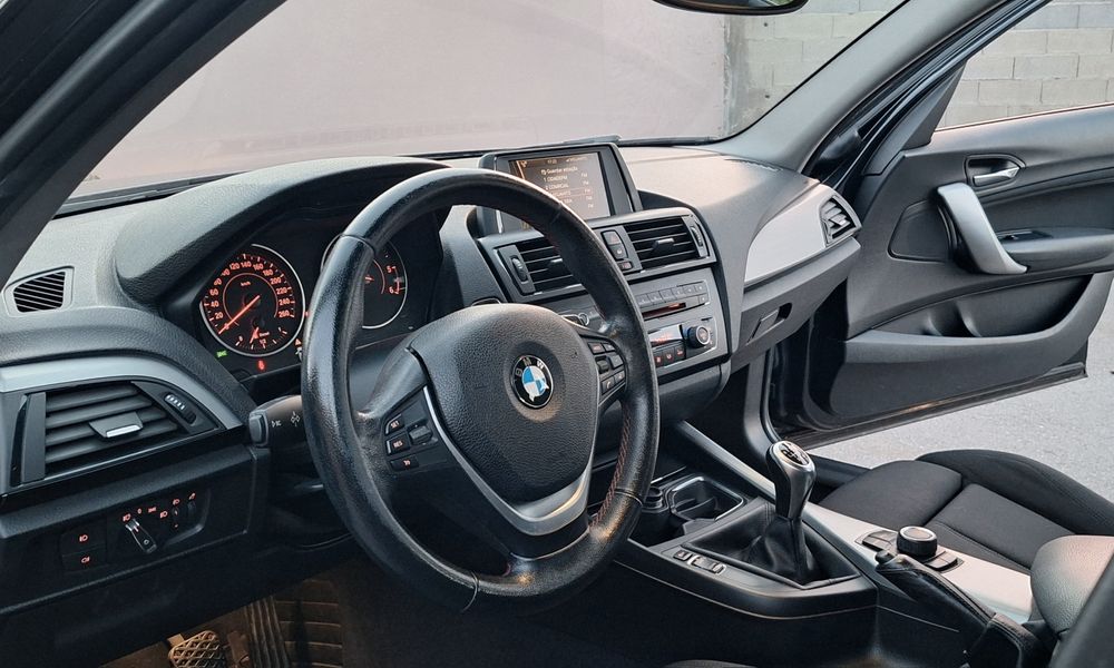 BMW 118D Sport Line