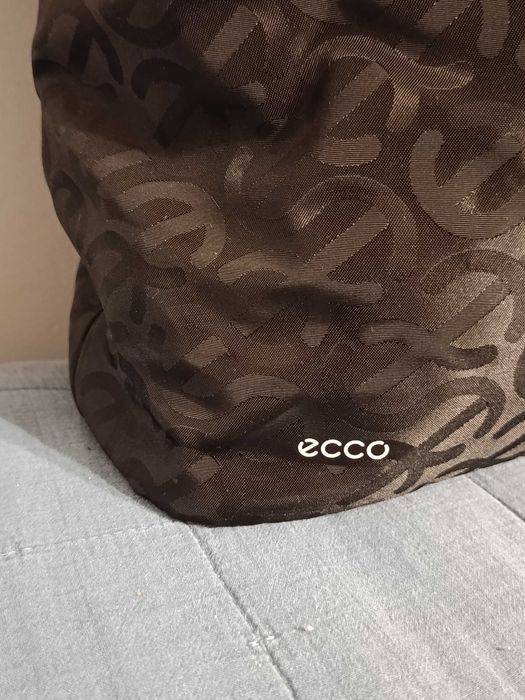 Torba podróżna na ramię logowania Ecco nowa