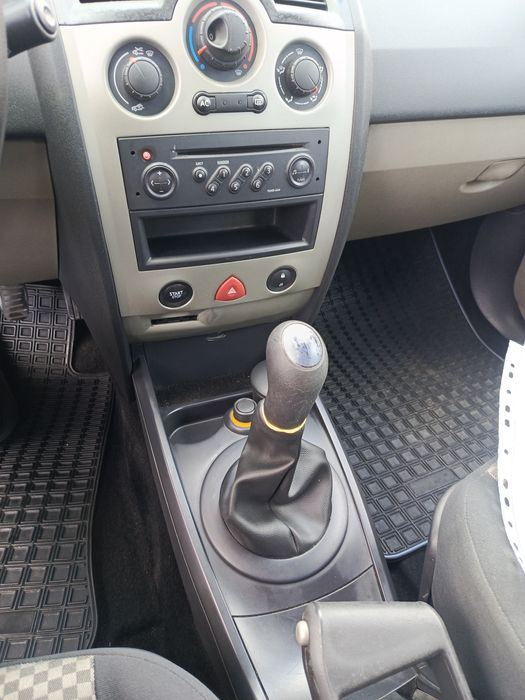 Свіжопригнане авто