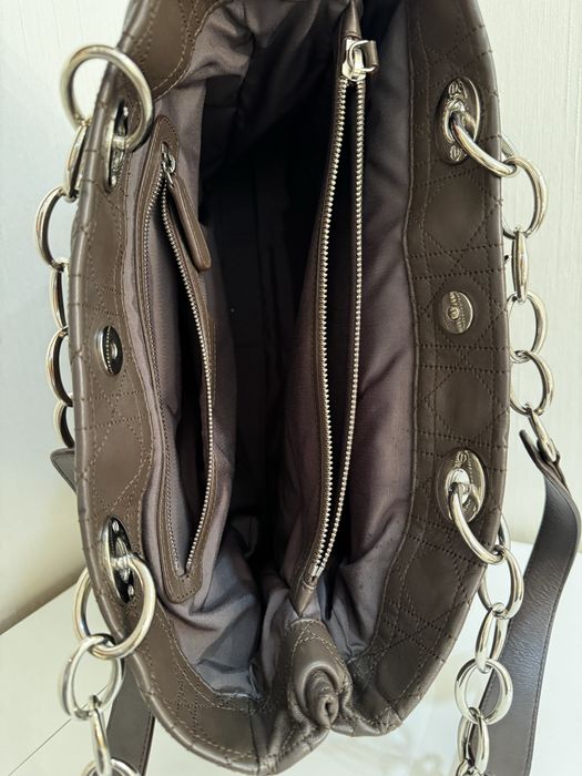 Продам оригинальную сумку Dior