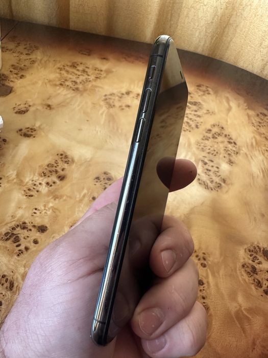 Продам iphone xs 256gb