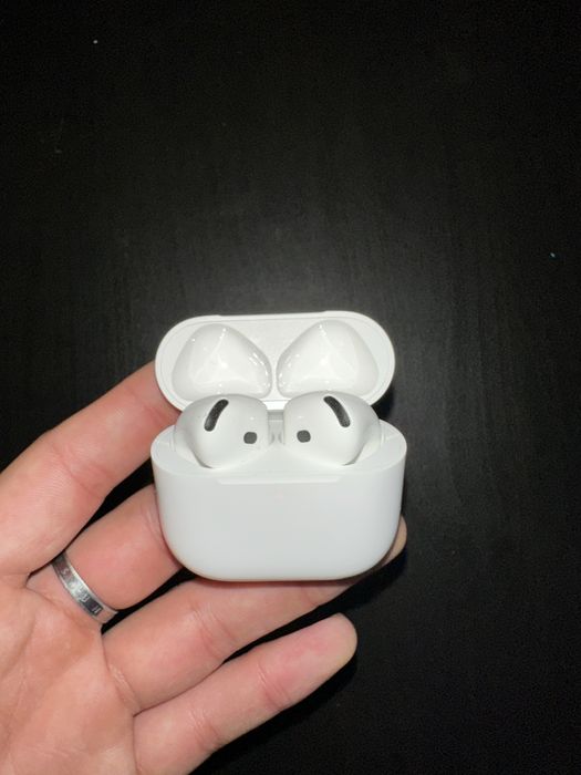 Apple Airpods 4 anc 2024
