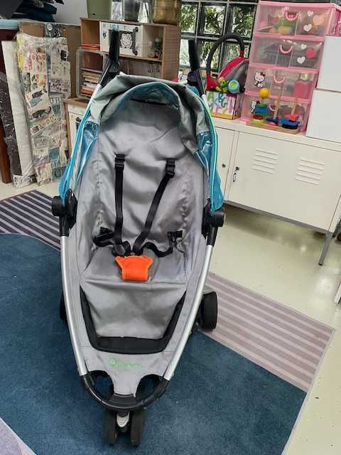 Carrinho de passeio Quinny à venda