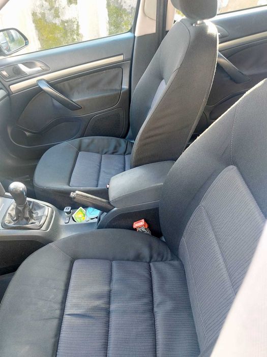 Skoda Otavia 1900cc modelo Ambient de 2006 com 490 000 kms