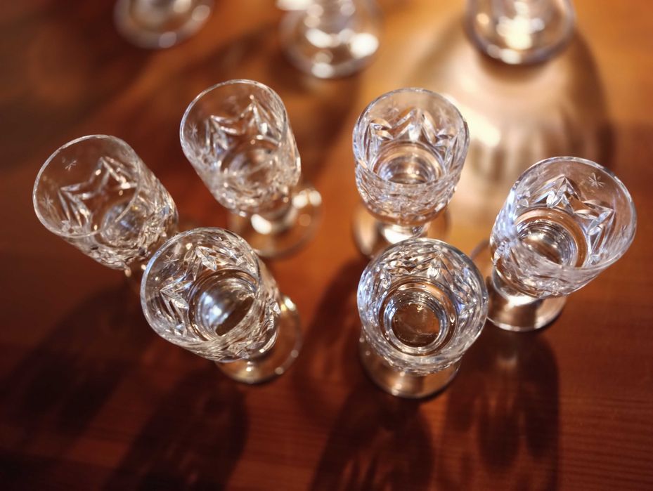 Ryflowane kieliszki kryształowe