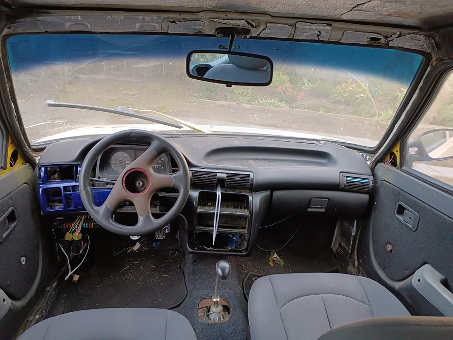 ЗАЗ 1102  Таврія