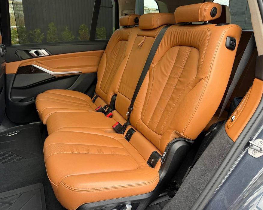 BMW X7 40i x-drive