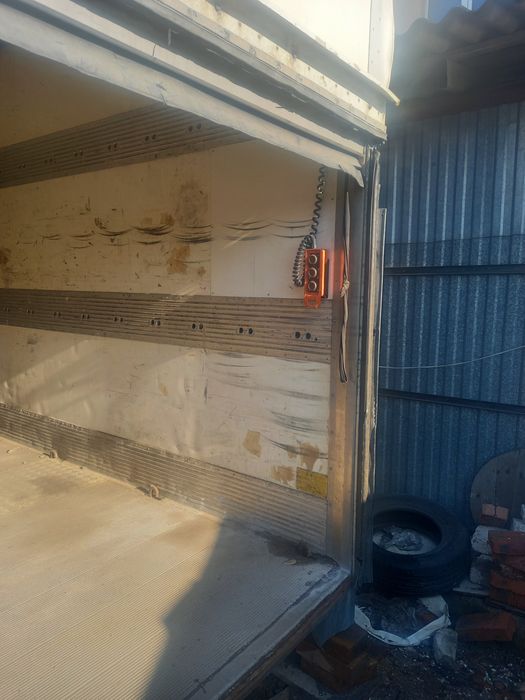 Термобудка з гідробортом