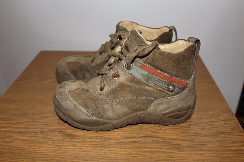 Ботинки демисезонные.Бренд Elefanten.