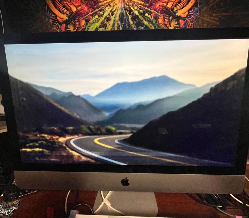 iMac 27” Retina 5K (Late 2014) | i7 / 32GB / SSD 500 / Radeon 4GB