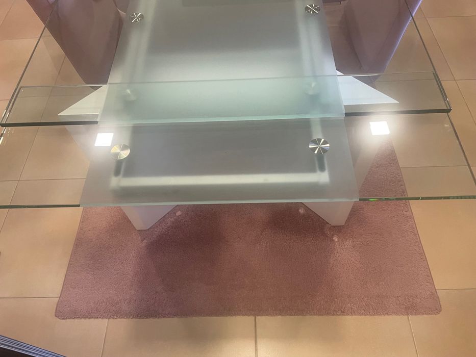 Mesa jantar extensível com 4 cadeiras