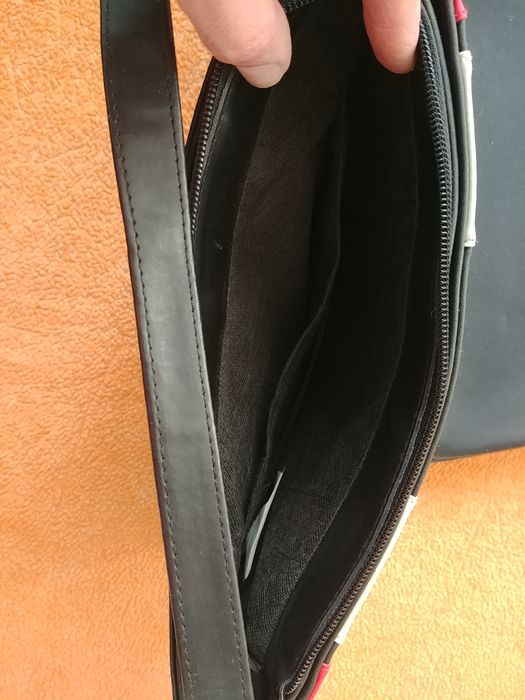 Яскрава жіноча сумка