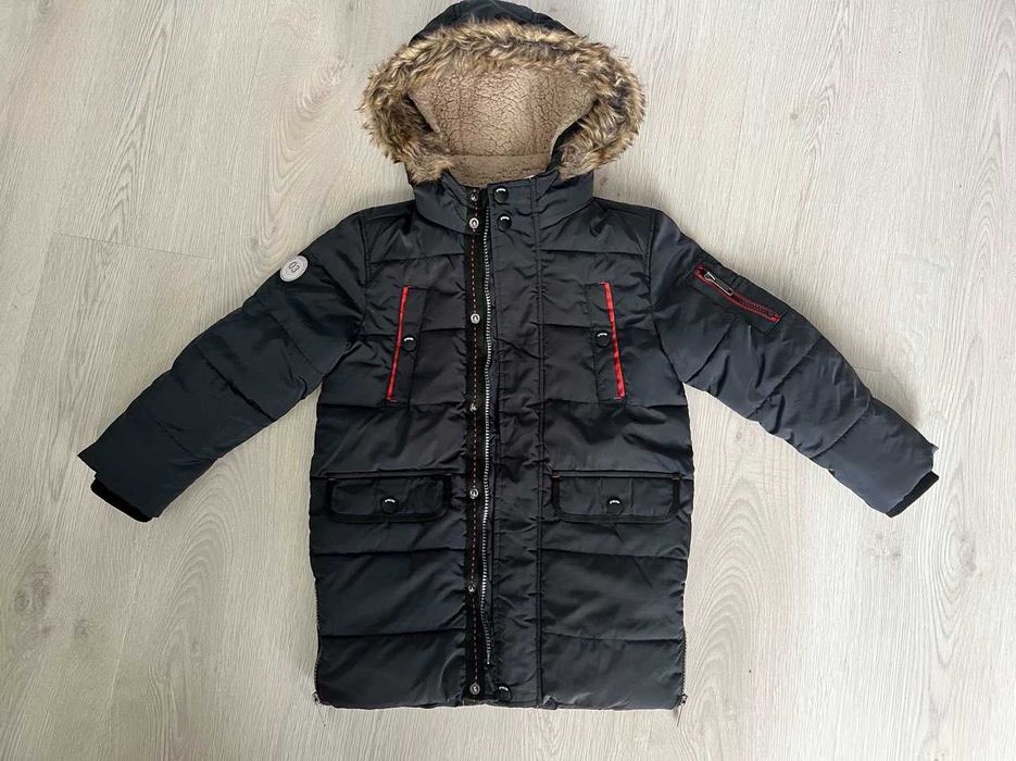 б/у Куртка на мальчика рост 110см