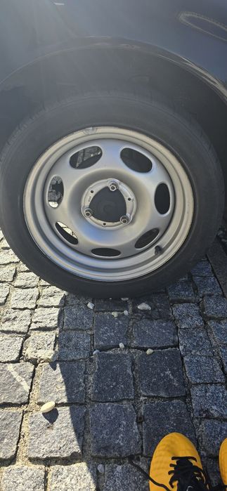 Vendo 4 jantes smart fortwo com pneus