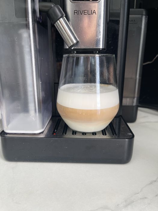 Ekspres DeLonghi Rivelia