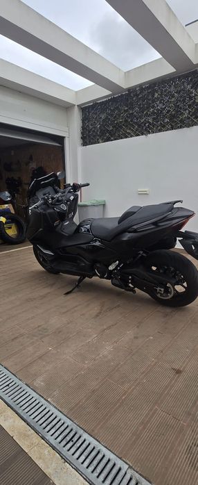 Yamaha T-Max 560 Versão Techmax
