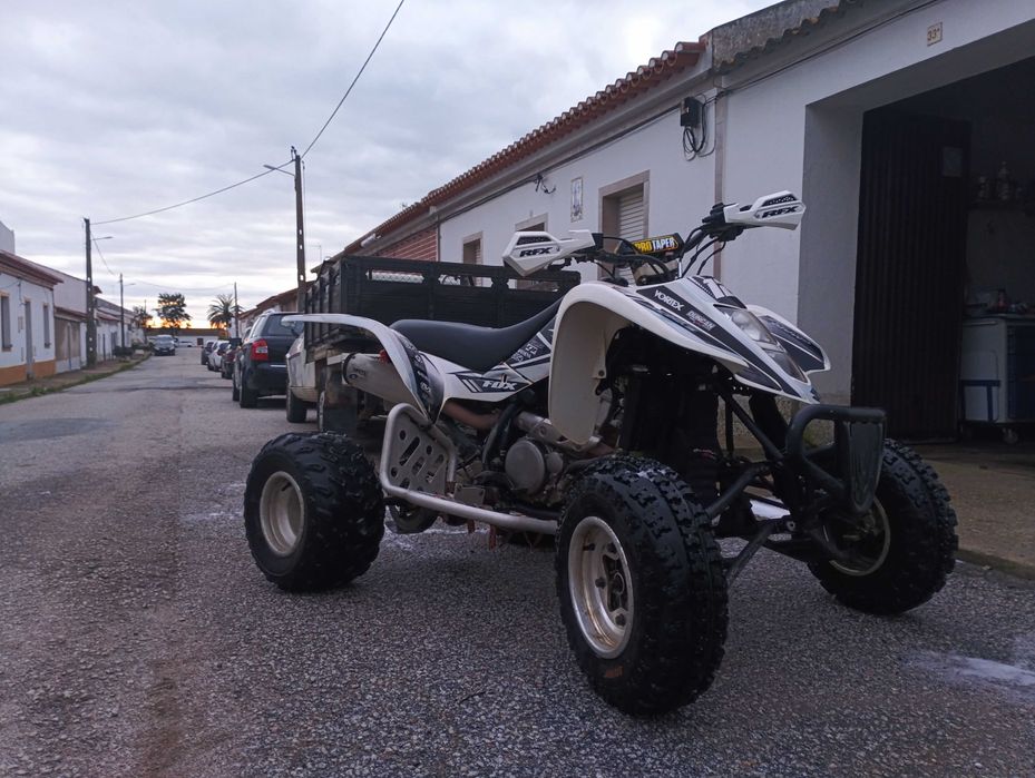 Suzuki LTZ 400 matrículada