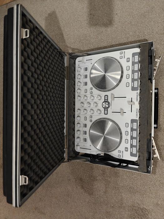 Mikser DJ/konsola Dj reloop beatmix