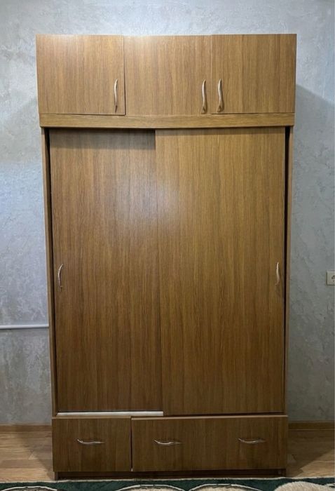 Терміново продам шафу