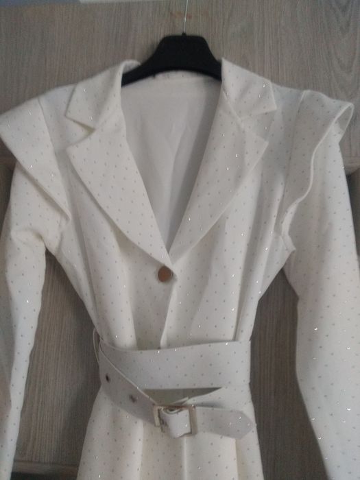 Nowy biały kombinezon blink blink