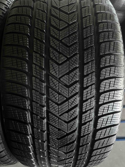325/35/22*285/40/22 R22 Pirelli Scorpion Winter MO1 4шт нові зима