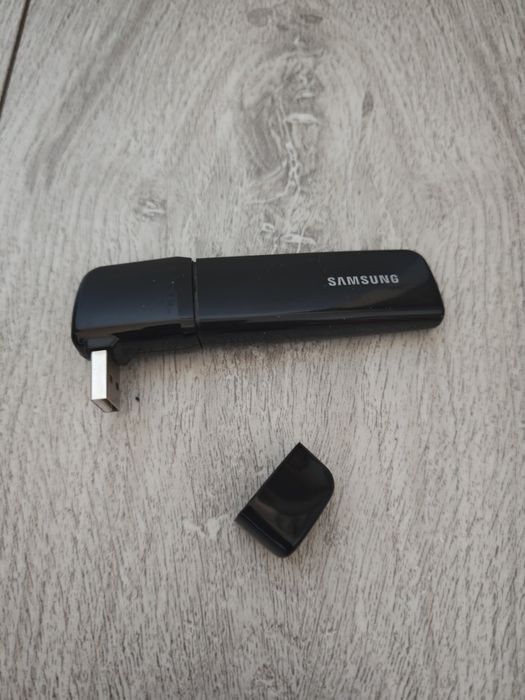 Adapter WiFi do telewizora karta sieciowa USB pendrive dongle