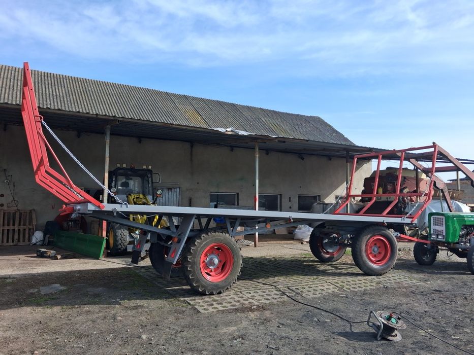 Sprzedam przyczepe do słomy