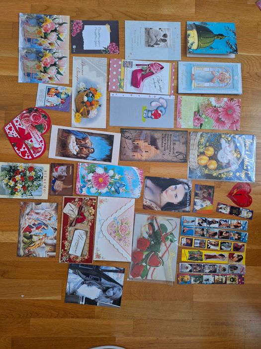 Листівки, календарі, закладинки, откритки