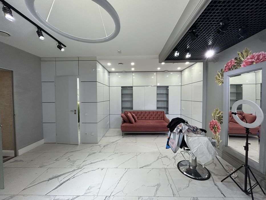 Продам Салон красоты в центре города